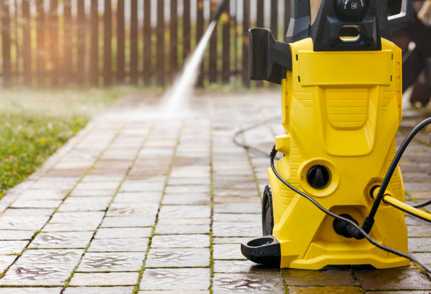 Best Rust Removal  in Burgaw, NC